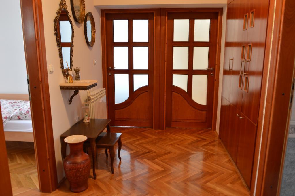 Apartment Sarah Bihać Eksteriør billede